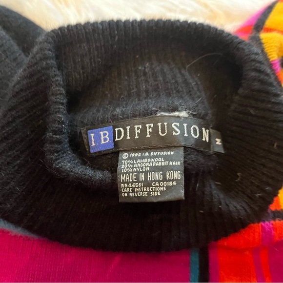 IB Diffusion Sport Women's Multicolor Block Art Sweater Size M - Picture 5 of 7